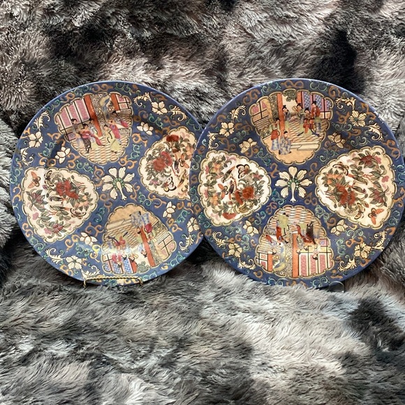 2 Chinese Vintage Rose Medallion
Enamel Porcelain Plates 10” - Picture 2 of 16